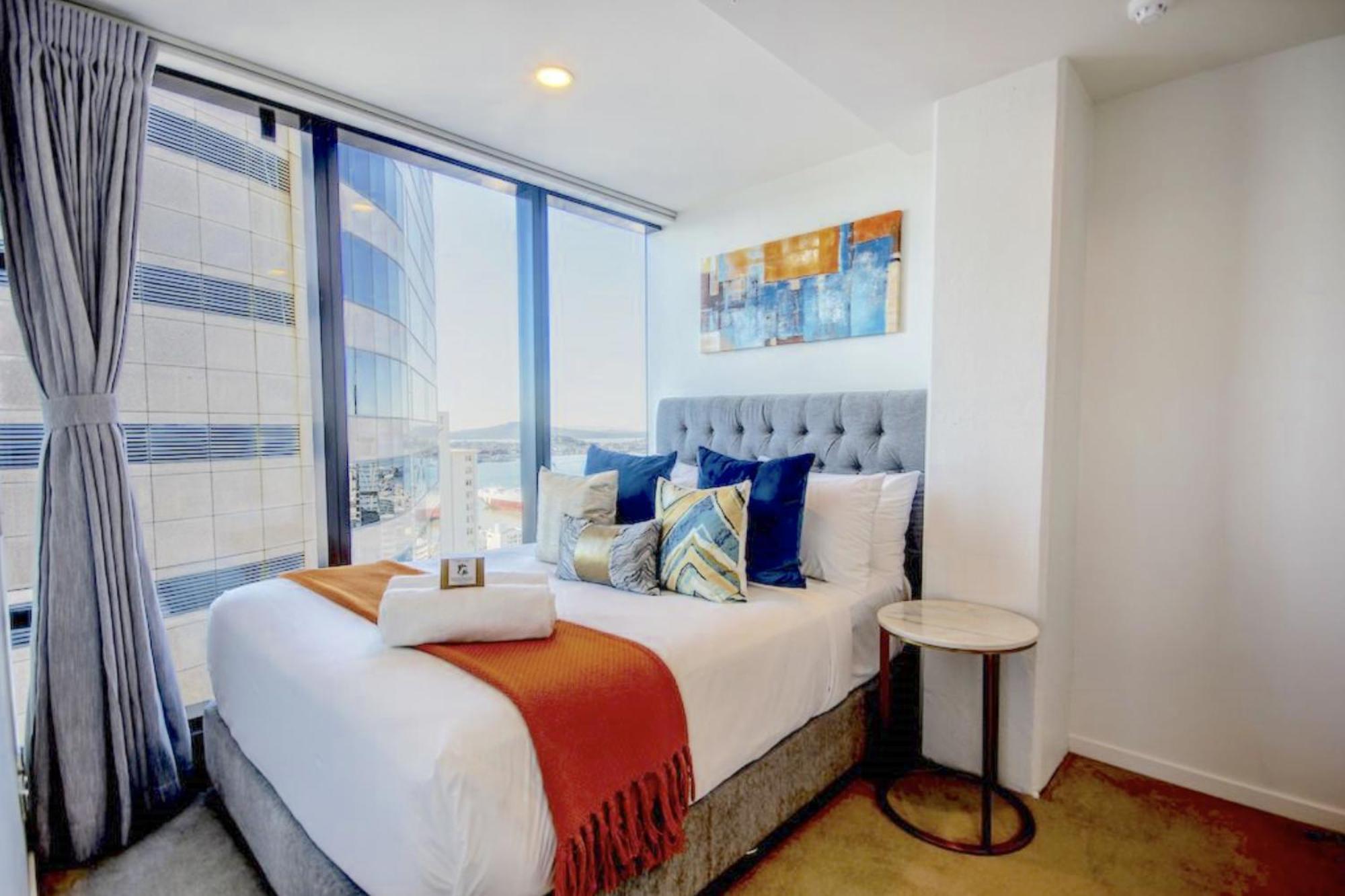 Top Floor Harbour View And Skytower View Apartment In Cbd Auckland Bagian luar foto